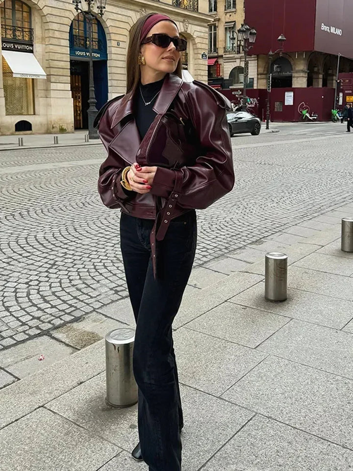 Léa™ | Elegant and Sophisticated Jacket for an Unparalleled Style